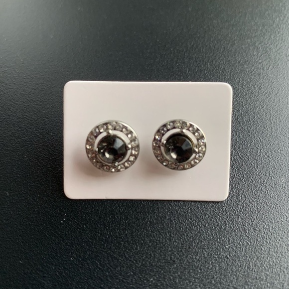 Round White and Black Crystal CZ Party Evening Festive Halo Earrings - Picture 5 of 5